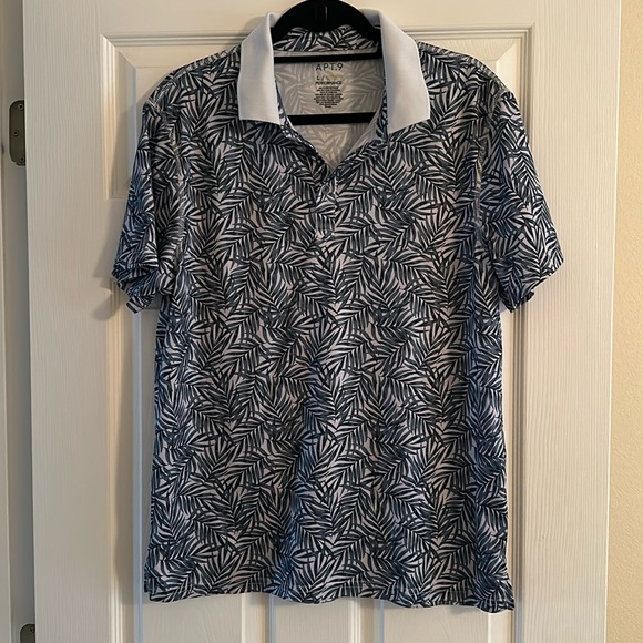 3 for $15 Deal - Apt. 9 Performance Polo • size large • tropical leaves - Picture 1 of 3